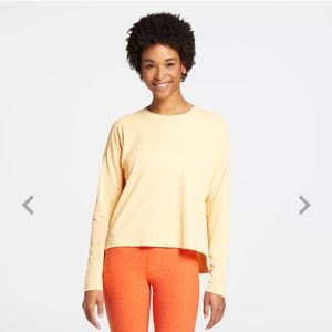 CALIA Women's Bubble Mesh Long Sleeve Tee. Size Small. Sunrise orange.
